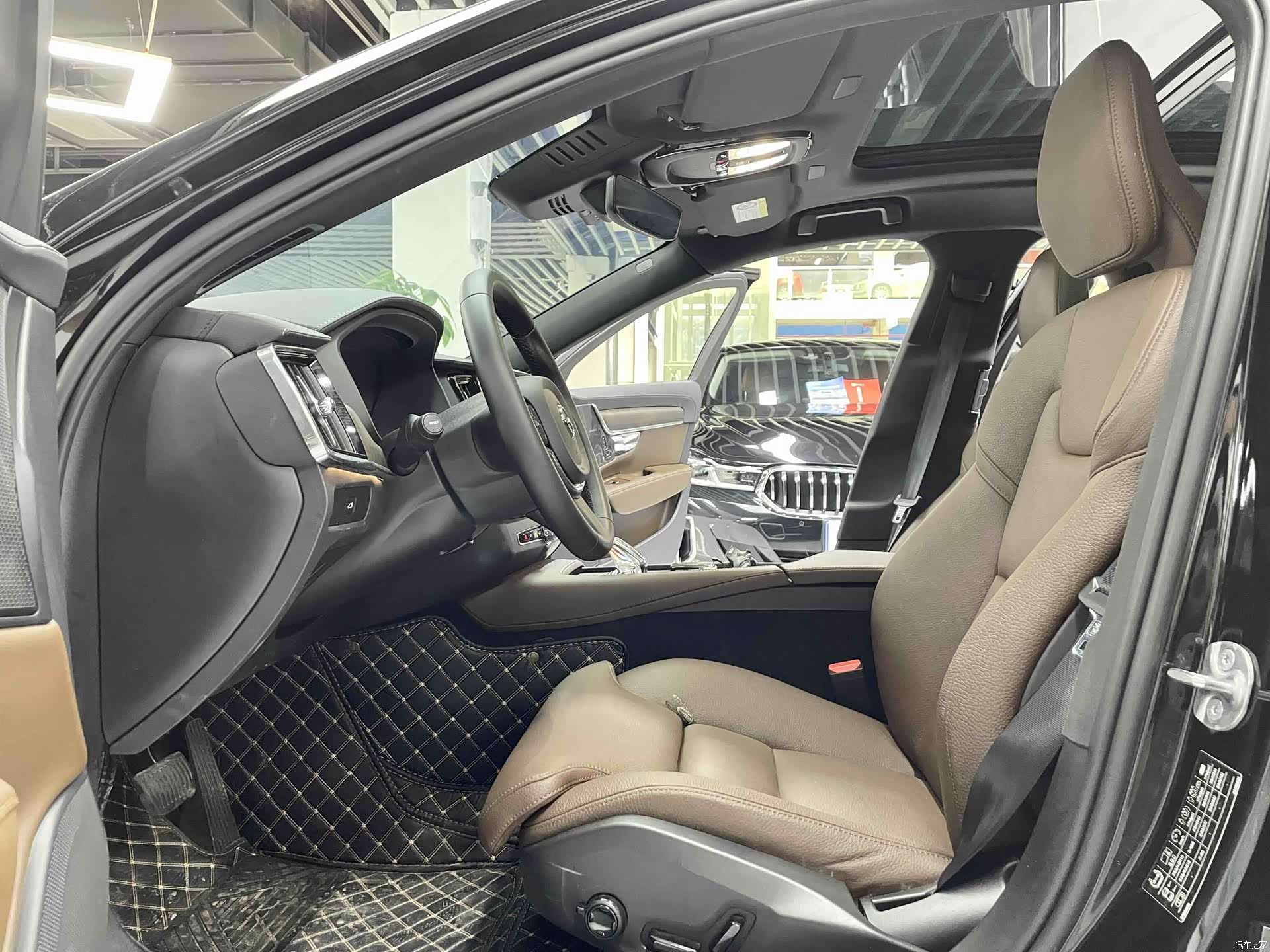 Volvo S90, 2025 6