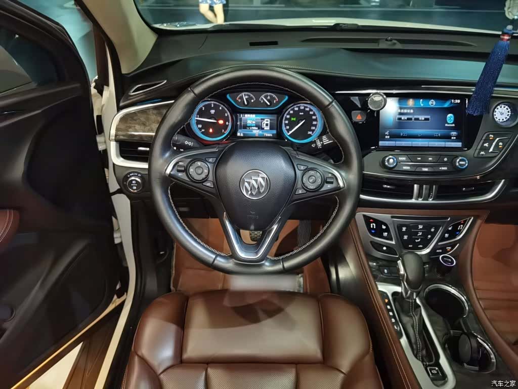 Buick Envision Plus, 2015 3