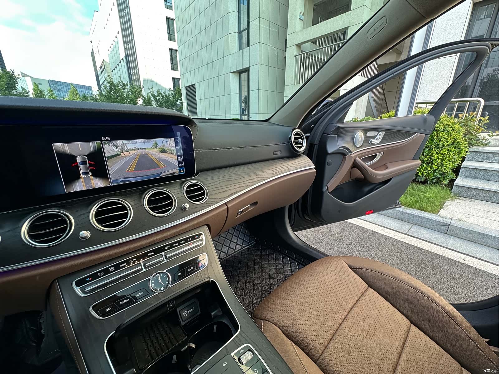 Mercedes-Benz E-Class, 2020 20
