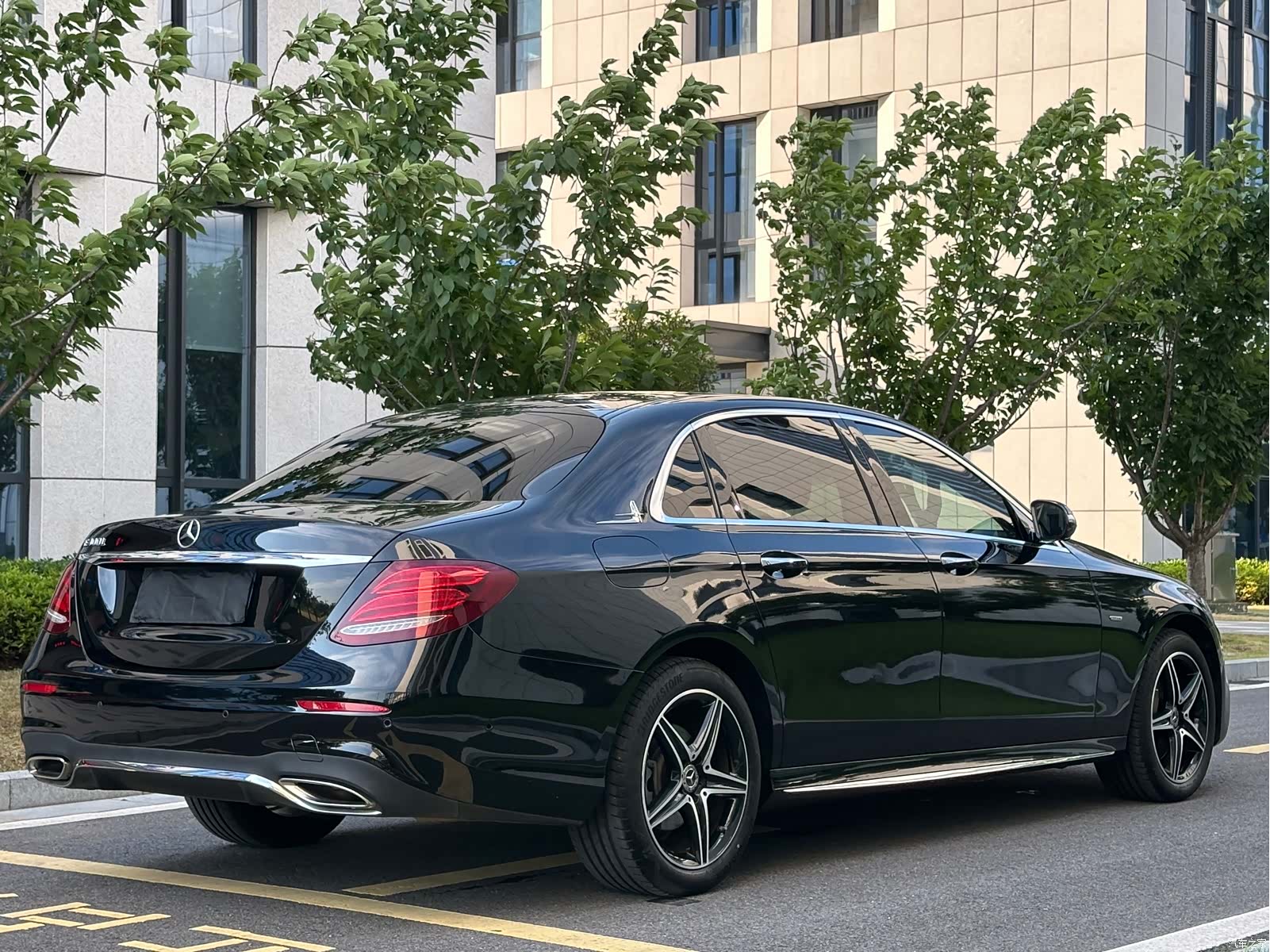 Mercedes-Benz E-Class, 2020 32