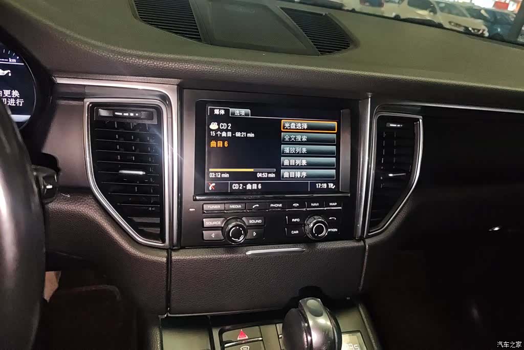 Porsche Macan, 2015 13