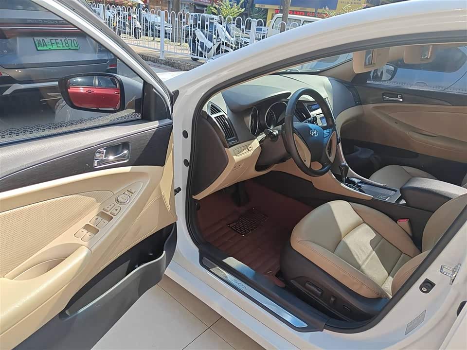 Hyundai Sonata Hyundai Sonata