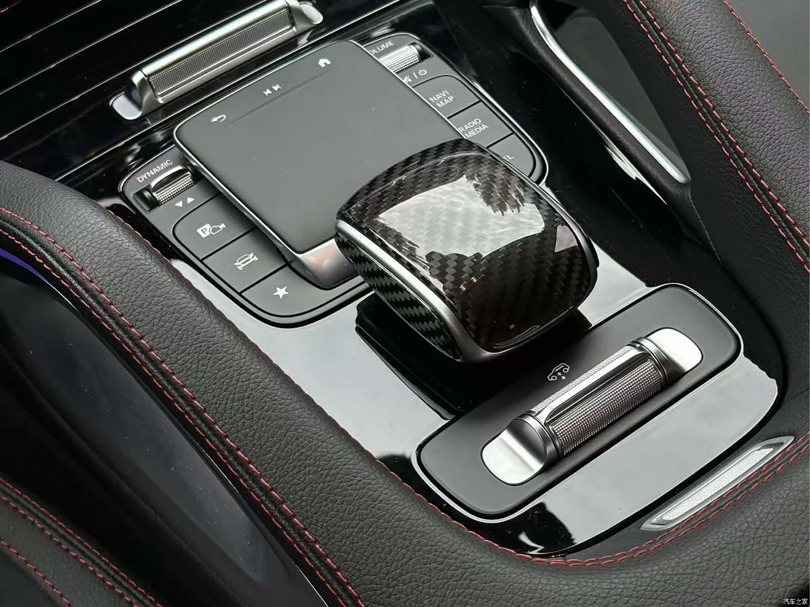 Mercedes-Benz GLE, 2024 13