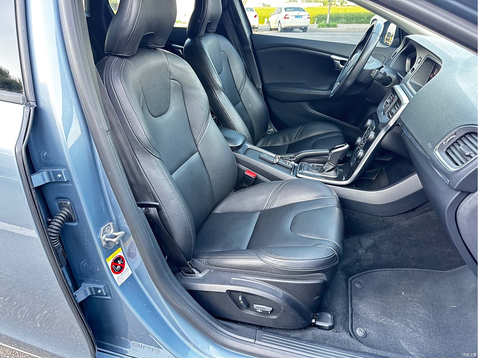 Volvo V40, 2018 22