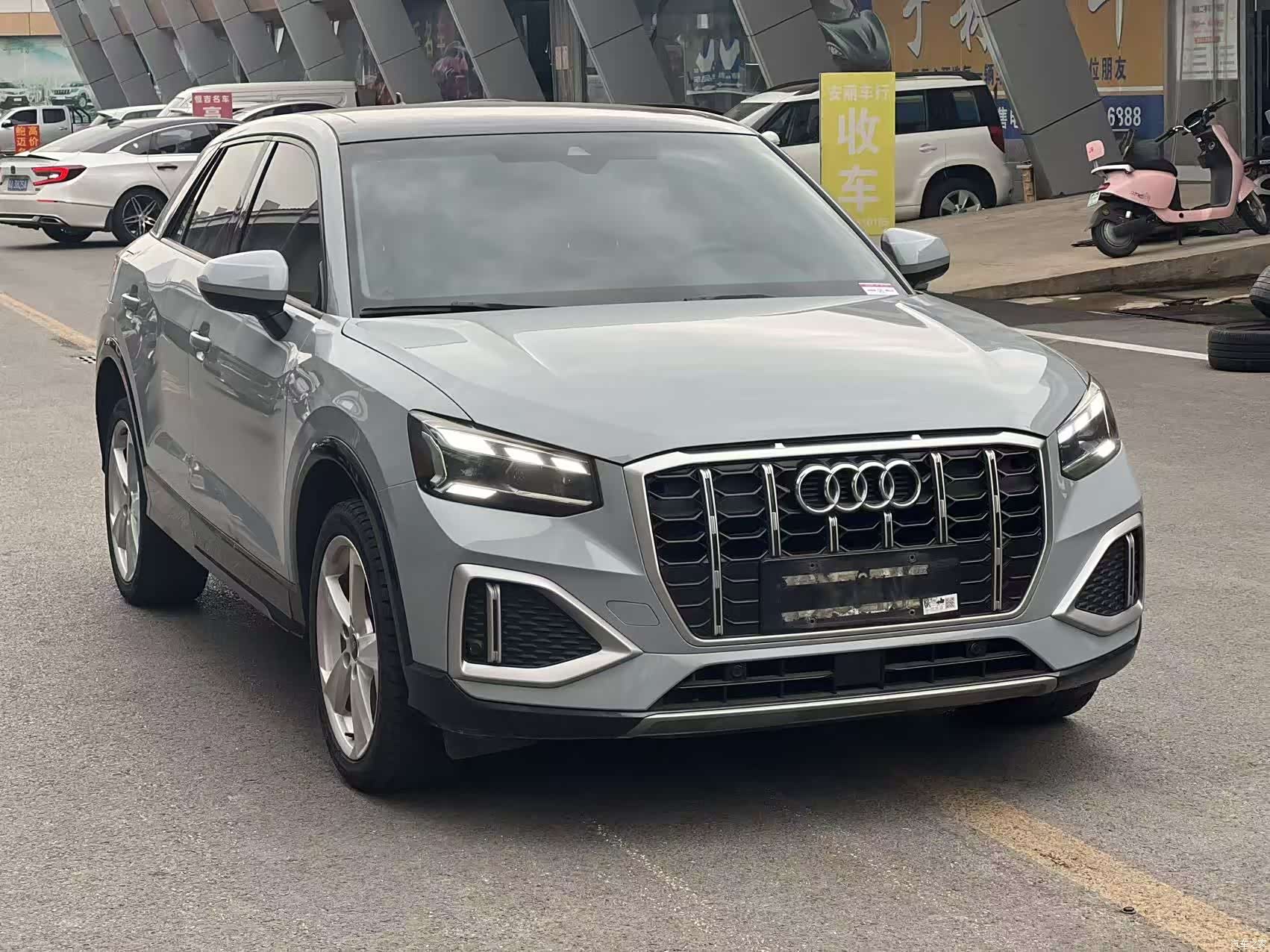 Audi Q2L, 2023 3
