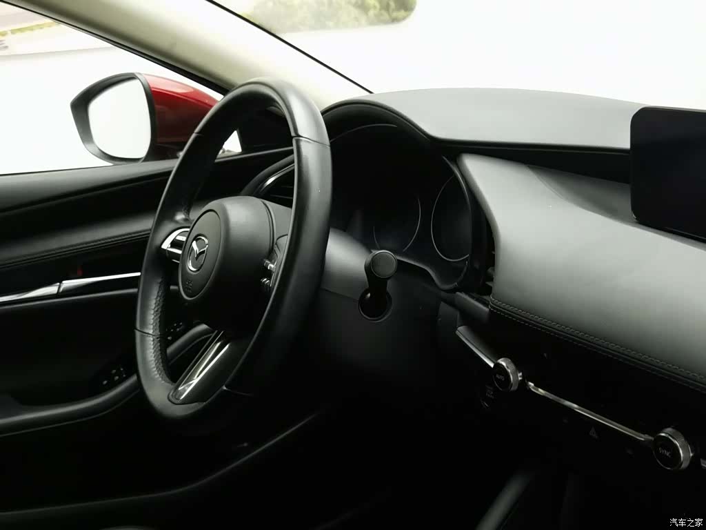 Mazda Mazda3, 2020 22