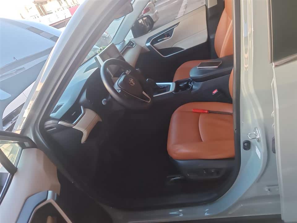 Toyota RAV4 Rongfang