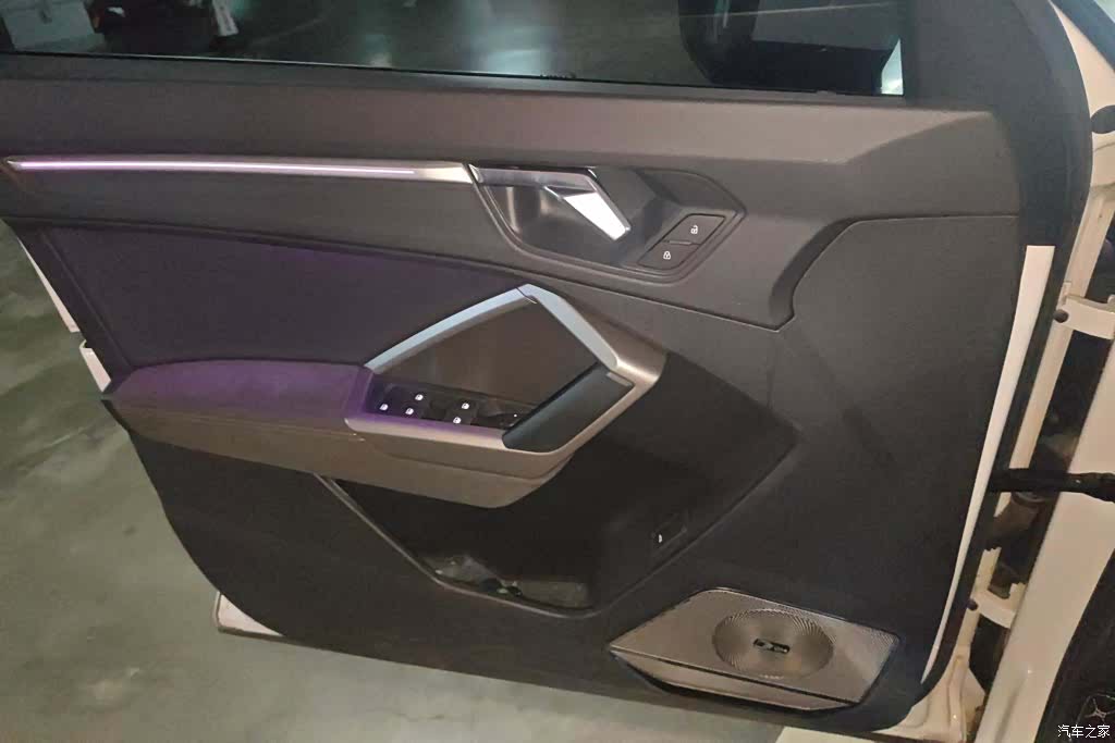Audi Q3, 2020 7