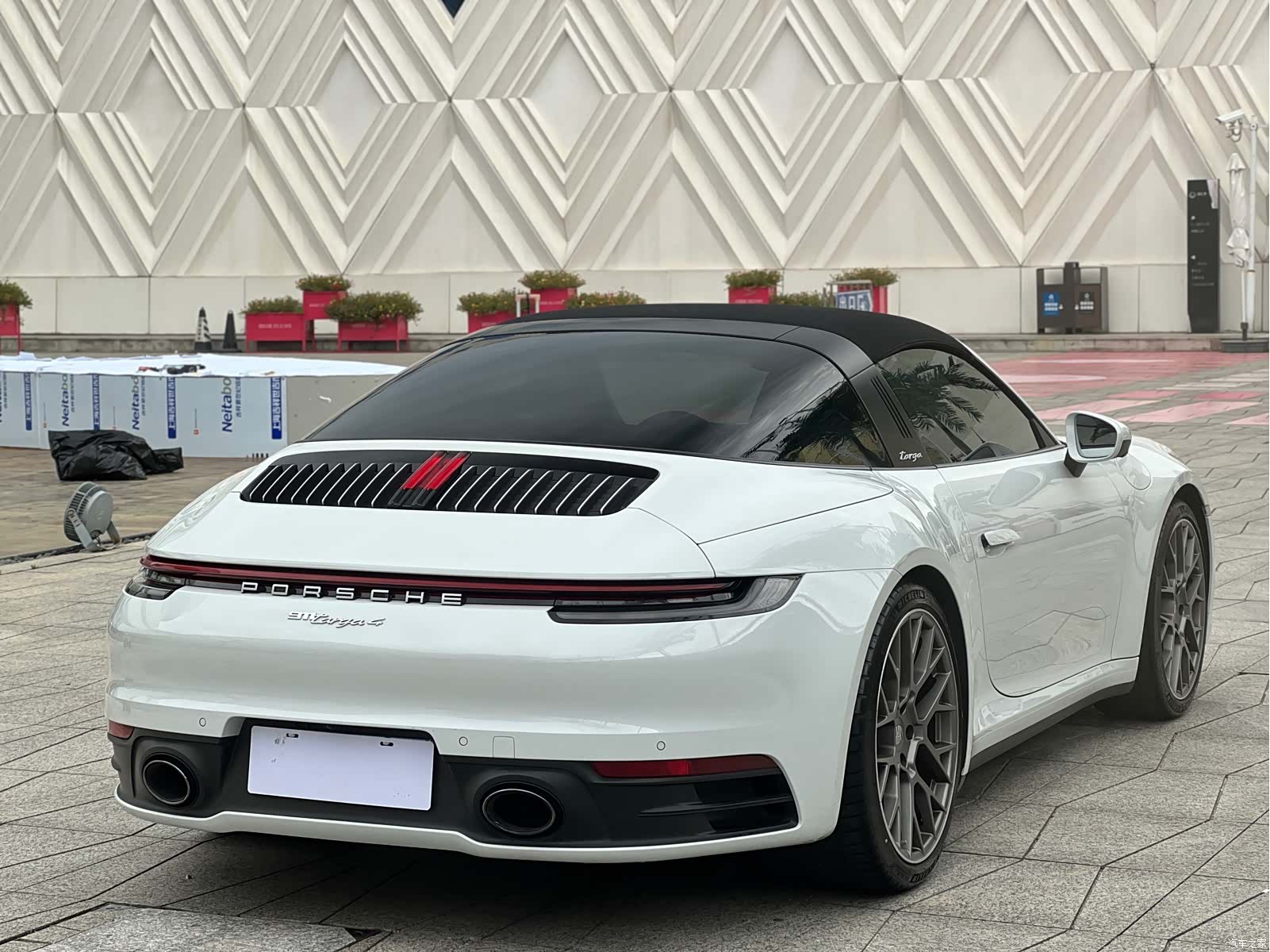 Porsche 911, 2023 6