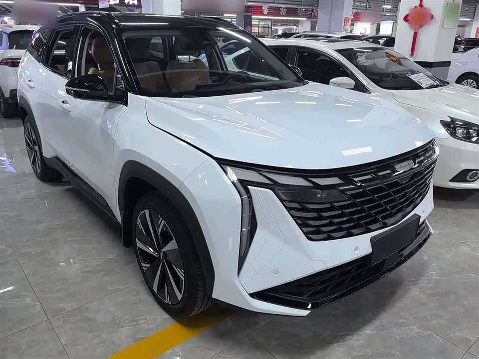 Geely Atlas L