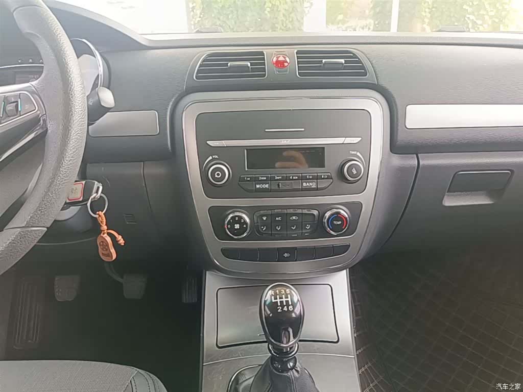 JAC T6, 2023 13