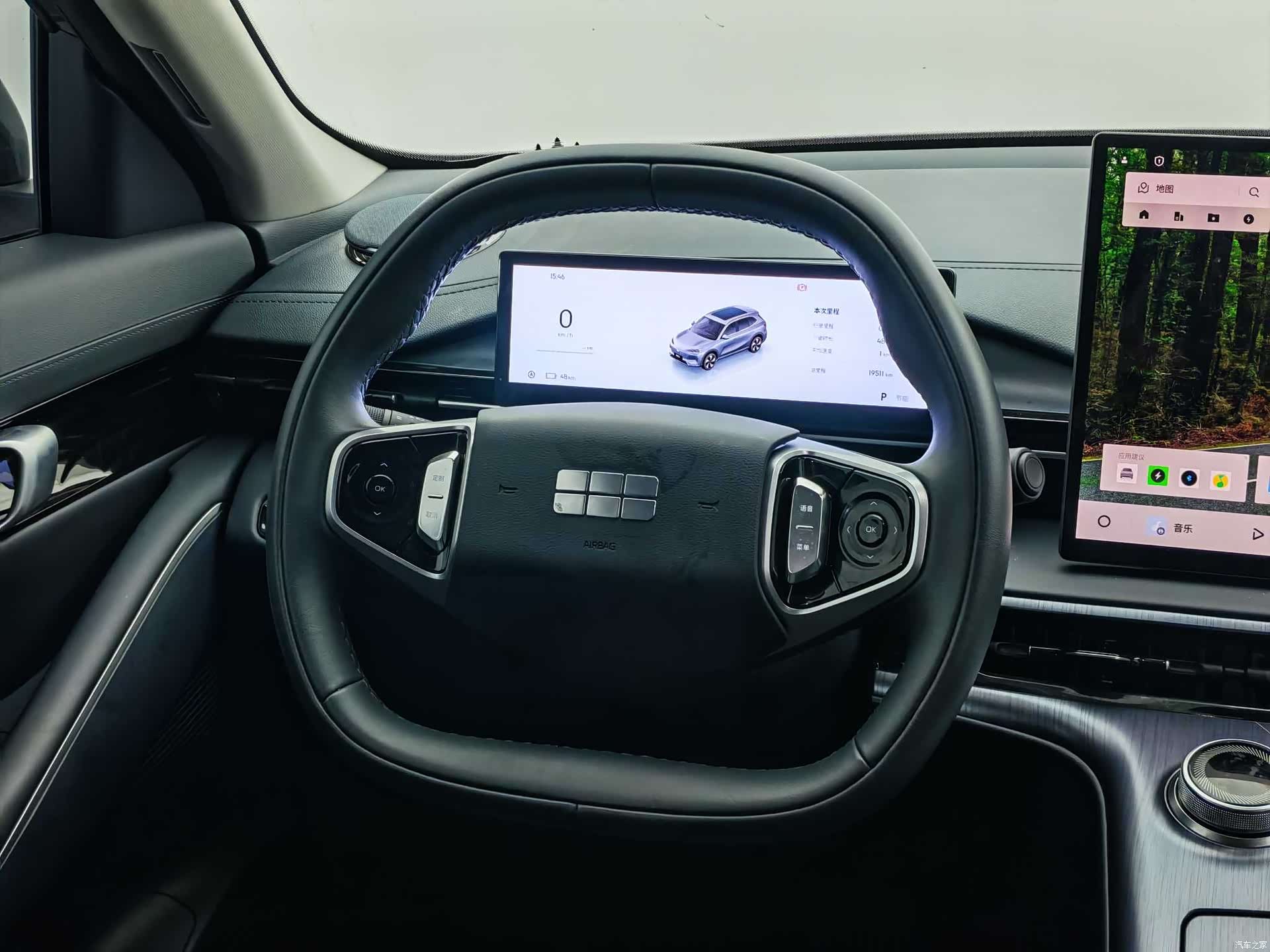 Geely Galaxy E5, 2025 21