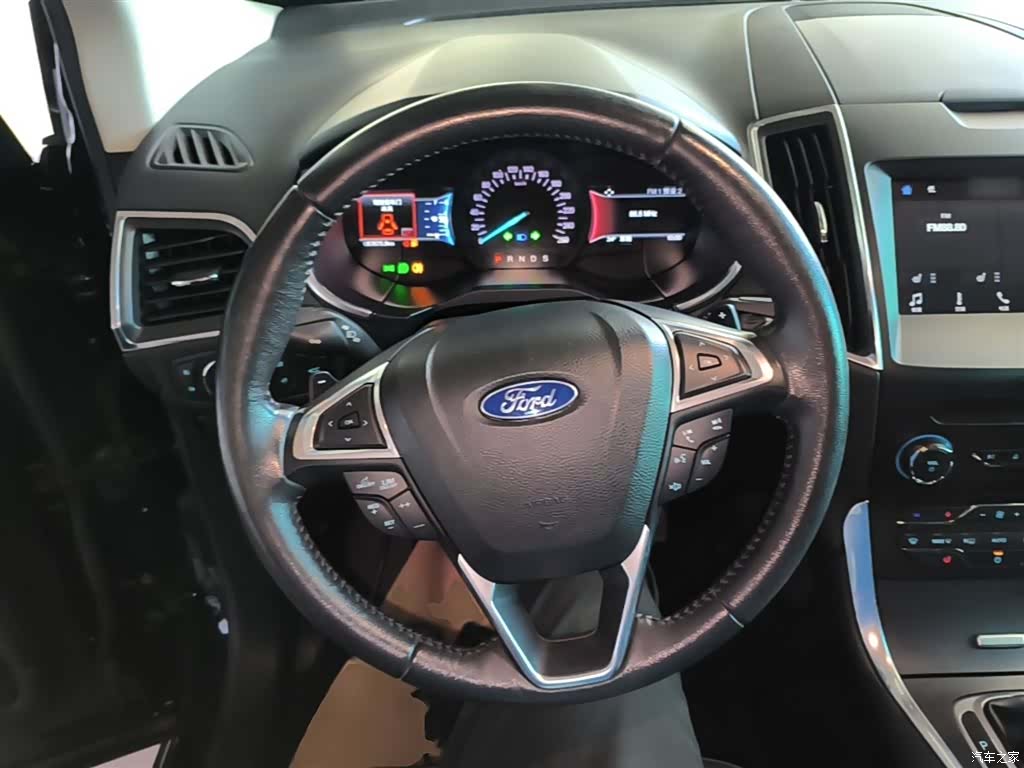 Ford Edge, 2018 11