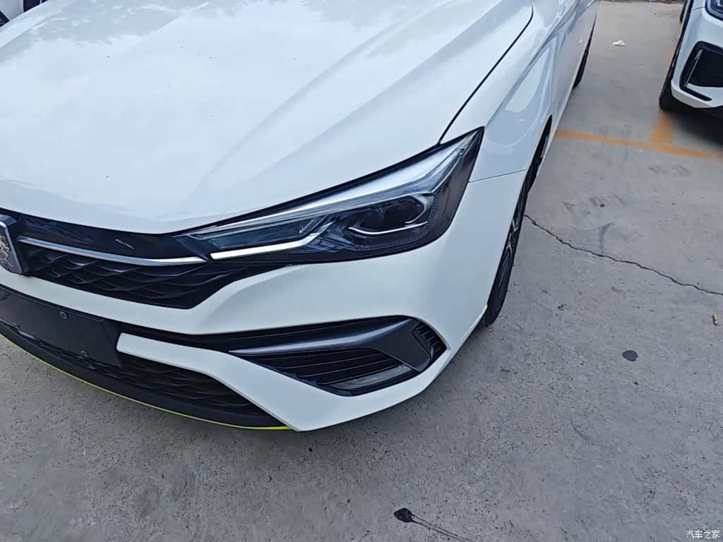 Roewe i5, 2023 24