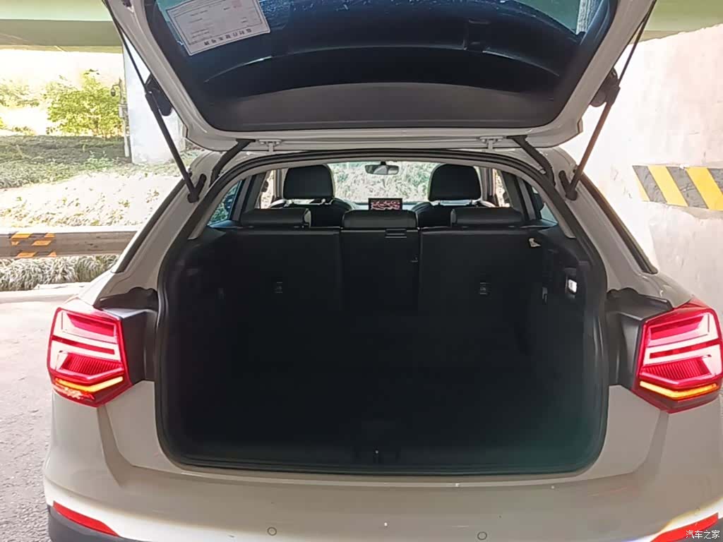 Audi e-tron, 2021 19