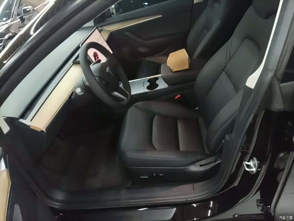 Tesla Model 3, 2021 15