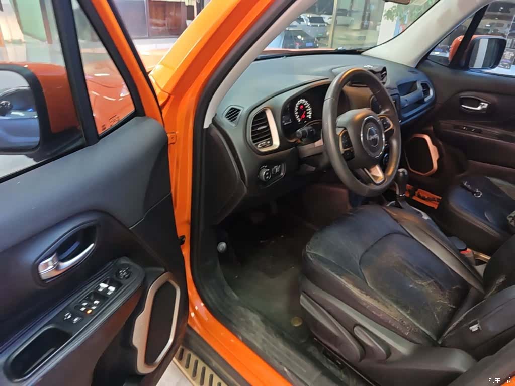 Jeep Renegade, 2016 16