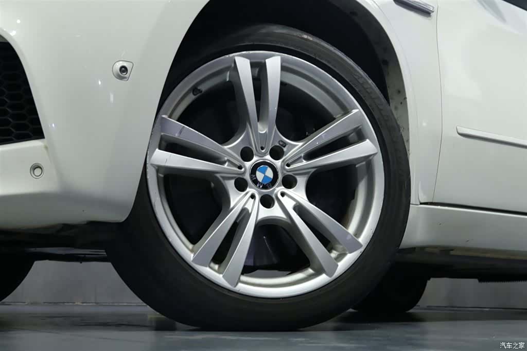 BMW X5, 2012 3