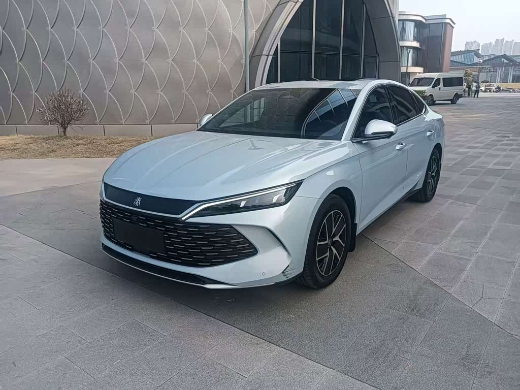 BYD Qin L