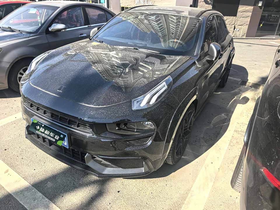 Lynk & Co 02 Hatchback