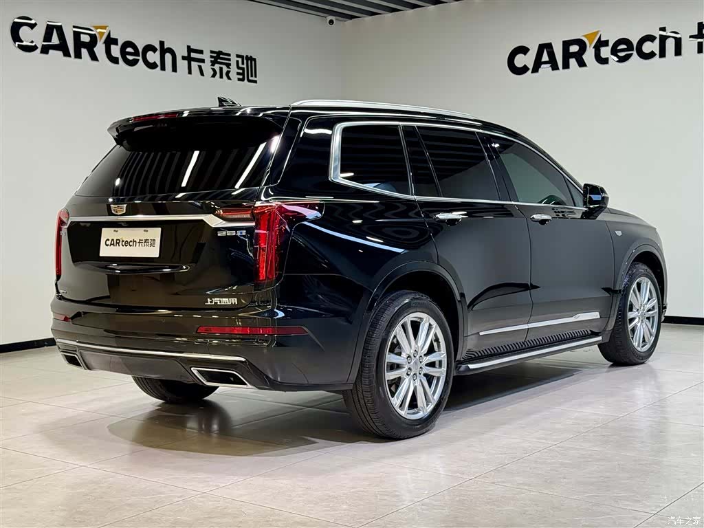 Cadillac XT6, 2022 4