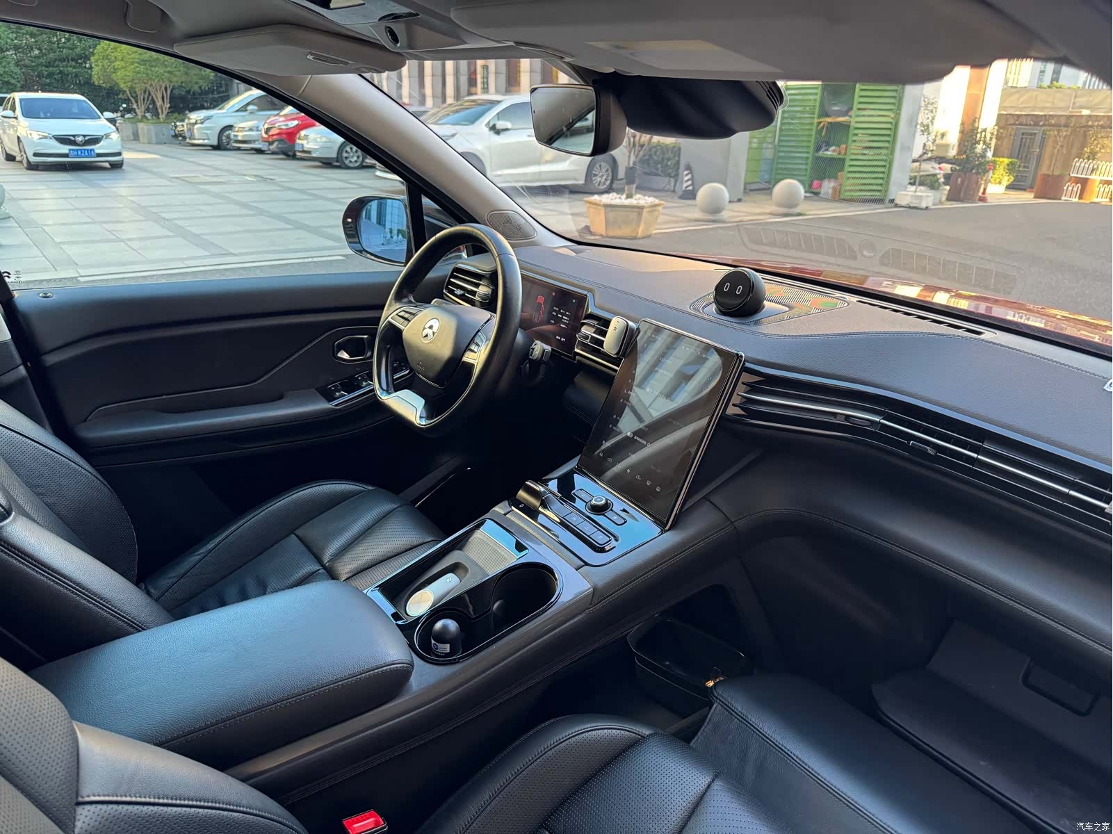 NIO ES8, 2019 27