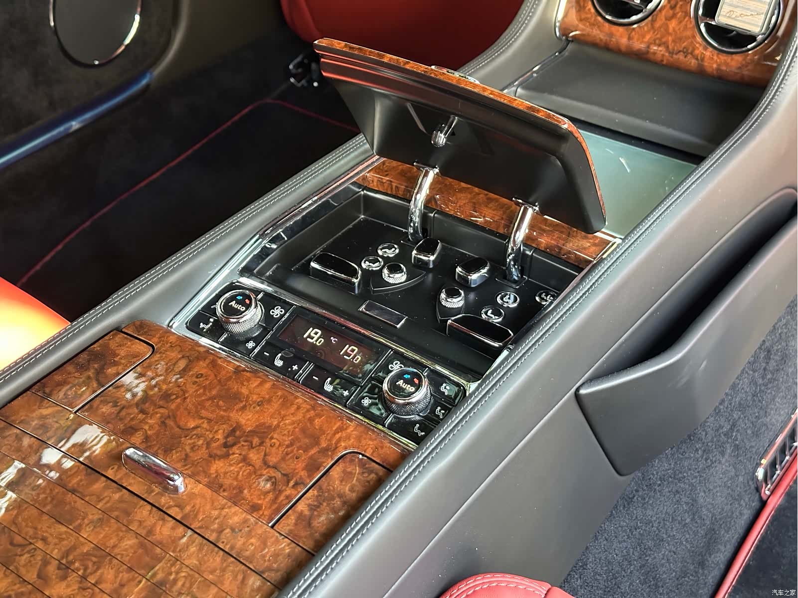 Bentley Mulsanne, 2020 21