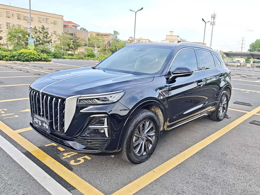 Hongqi HS5