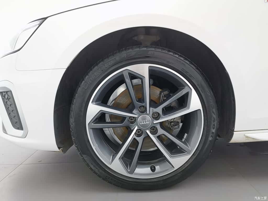 Audi A4L, 2021 17