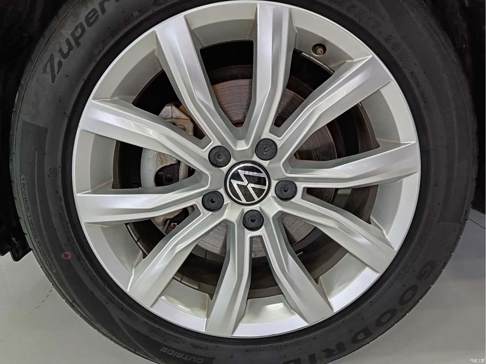 Volkswagen T-ROC, 2023 19