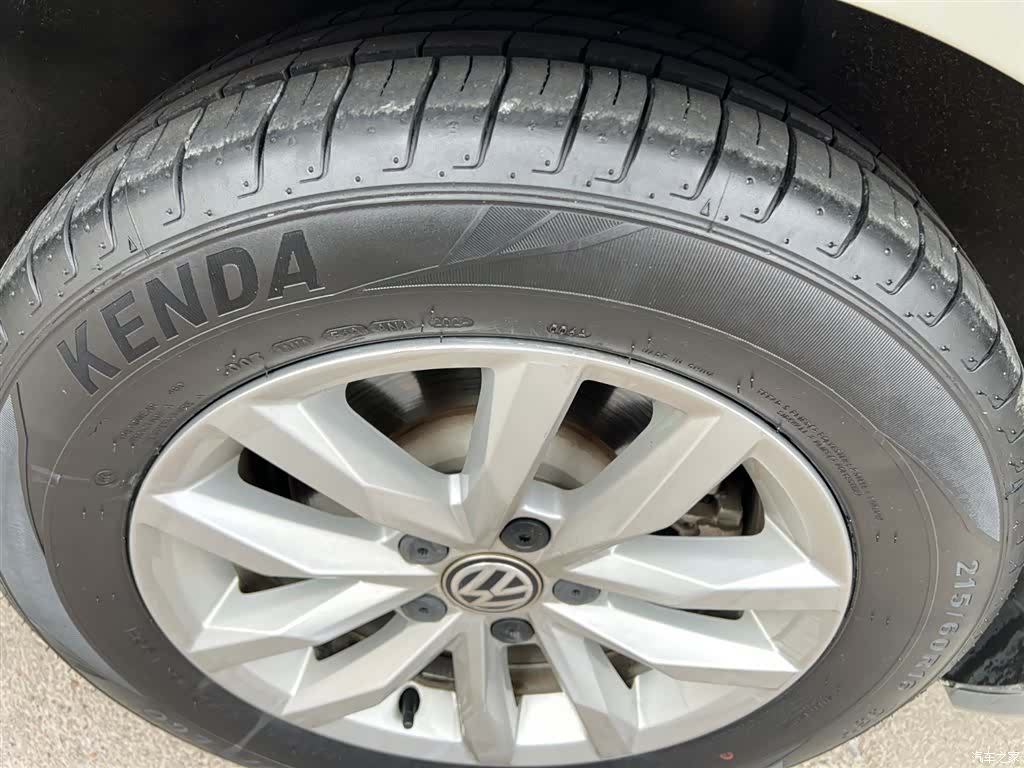 Volkswagen Magotan, 2018 18