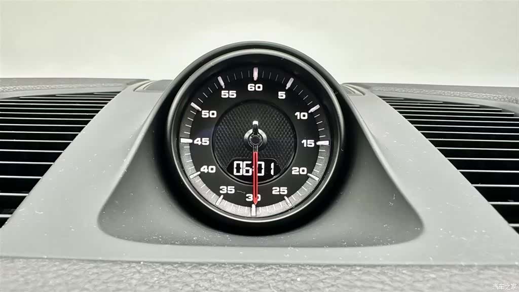 Porsche Cayenne, 2023 16