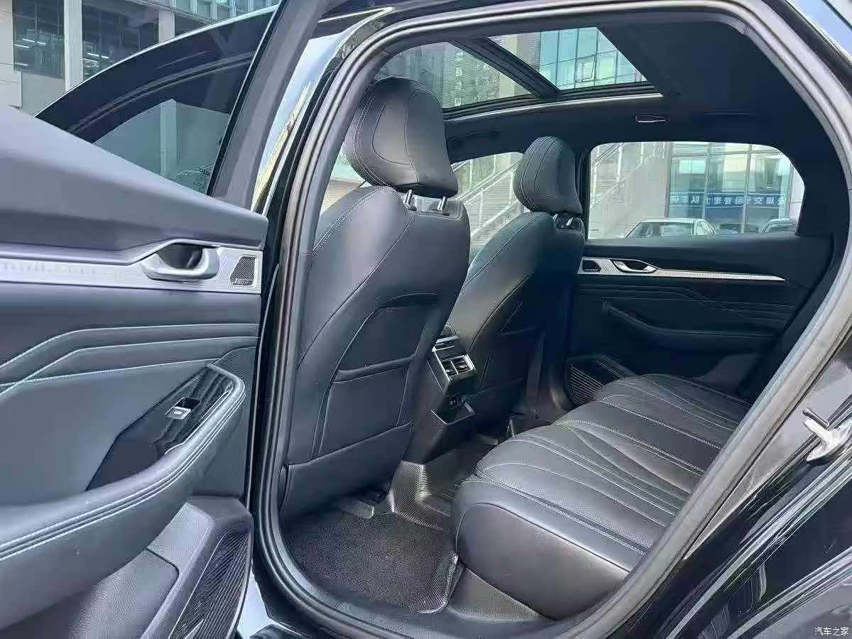 Geely Preface, 2022 6