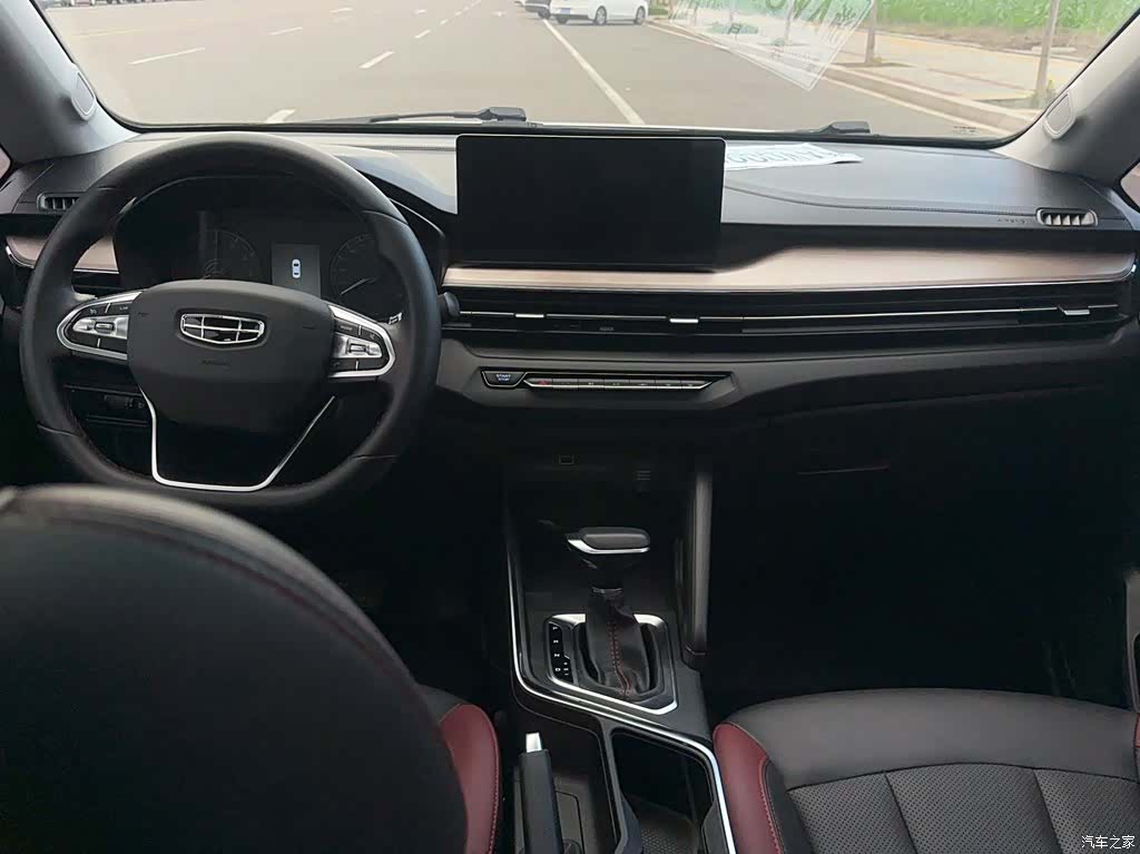 Geely X3, 2022 10