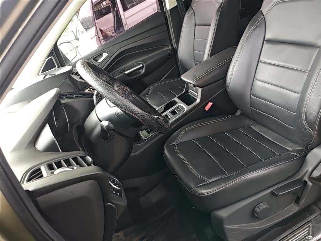 Ford Kuga, 2018 15