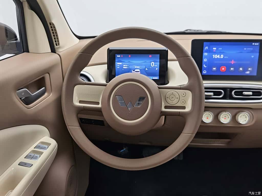 Wuling MINIEV, 2025 11