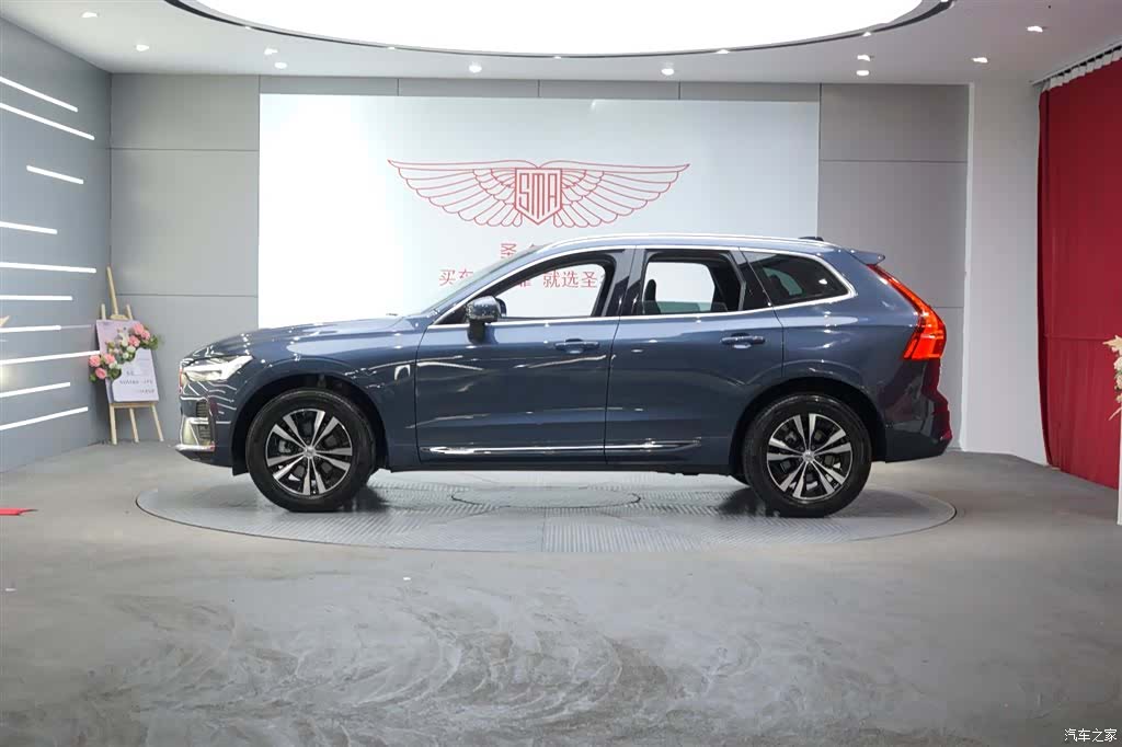 Volvo XC60, 2024 4