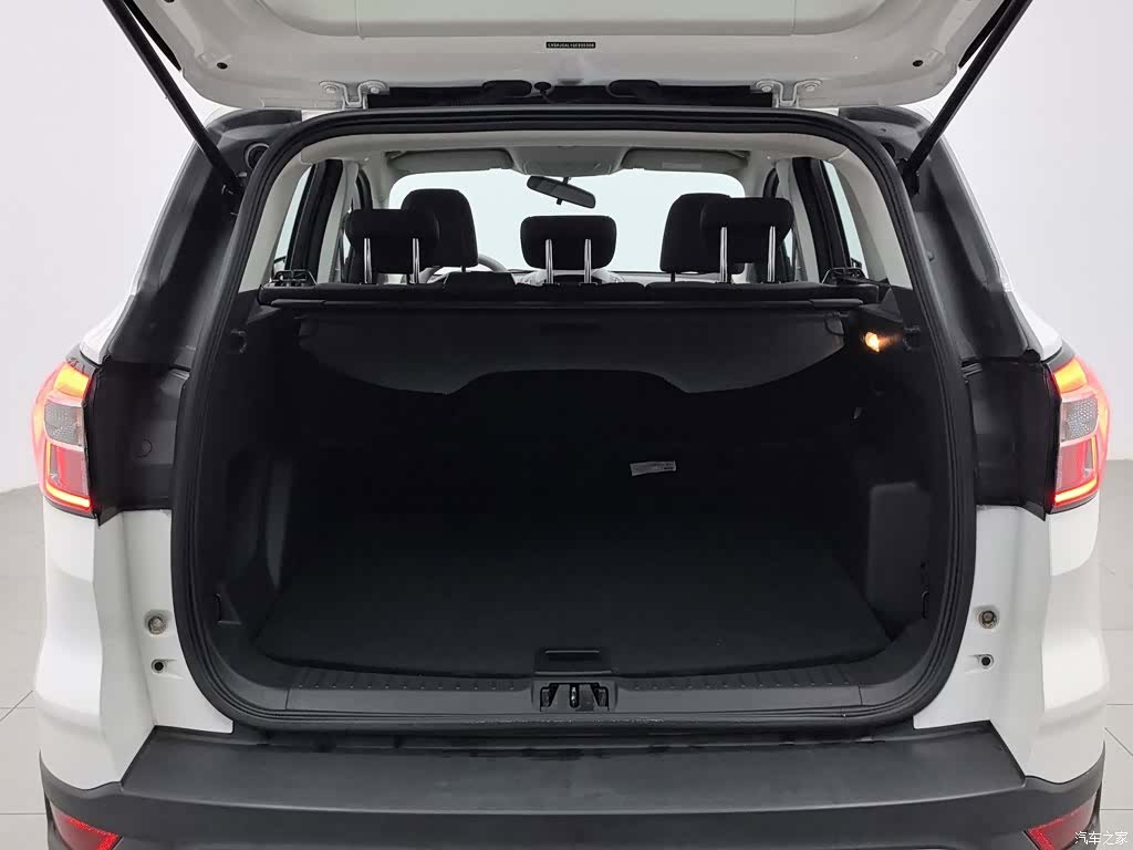 Ford Kuga, 2017 16