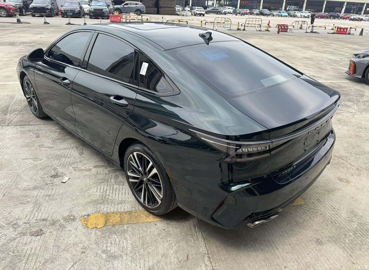 Chery Arrizo 8, 2023 12