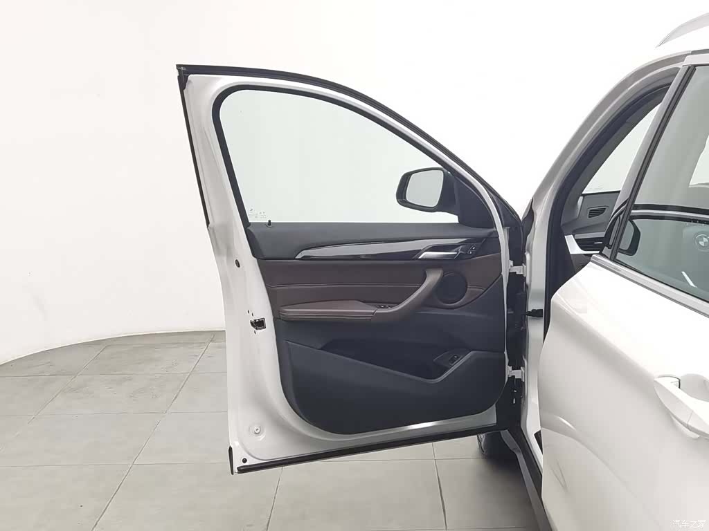 BMW X1, 2020 8