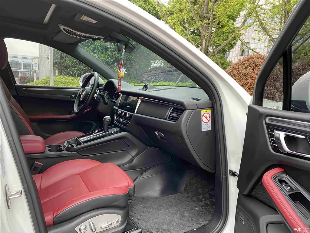 Porsche Macan, 2022 6