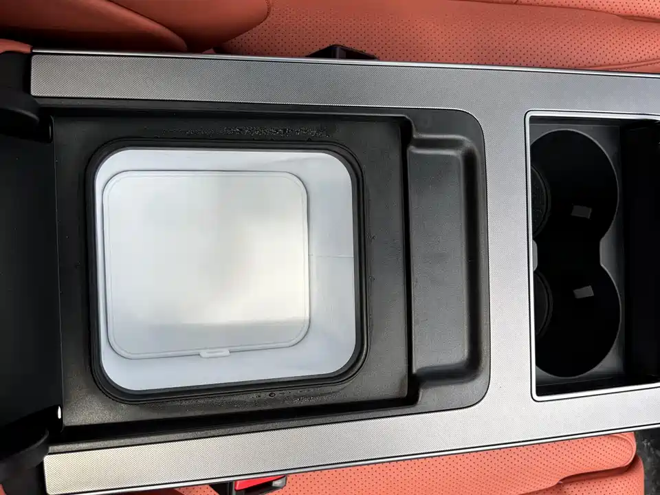 BYD Tang L