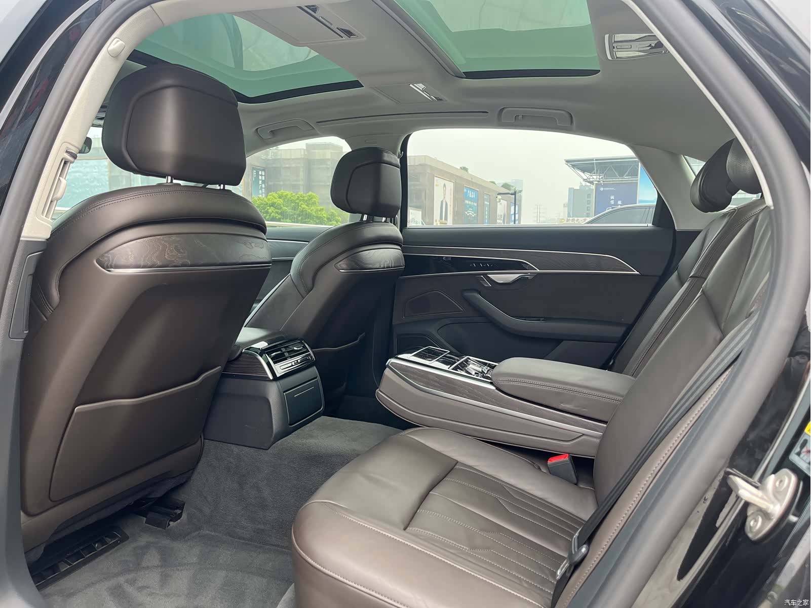 Audi A8L, 2020 9