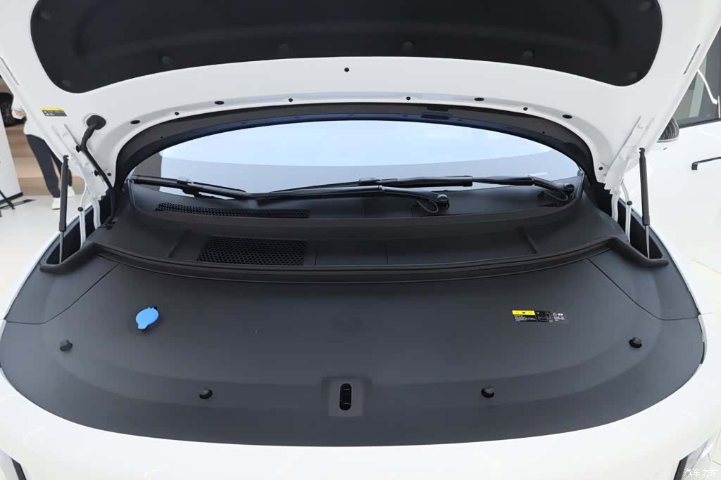 Li Auto i8, 2026 20