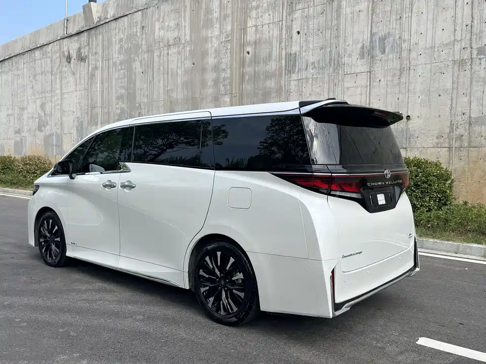Toyota Wilfa