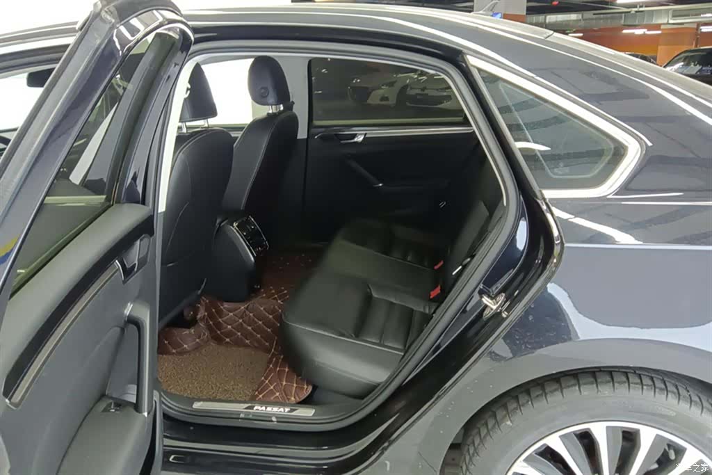 Volkswagen Passat, 2017 11