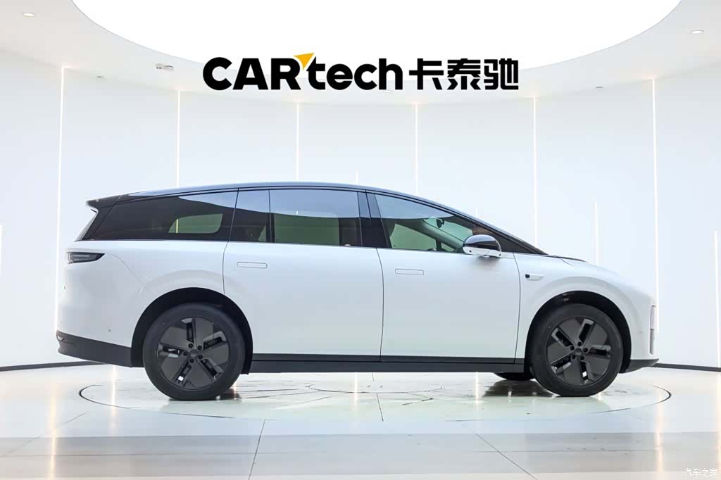 Li Auto i8, 2026 4