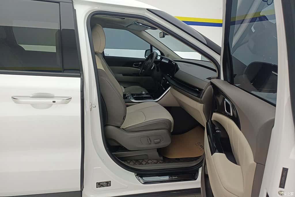 Kia Carnival, 2022 8