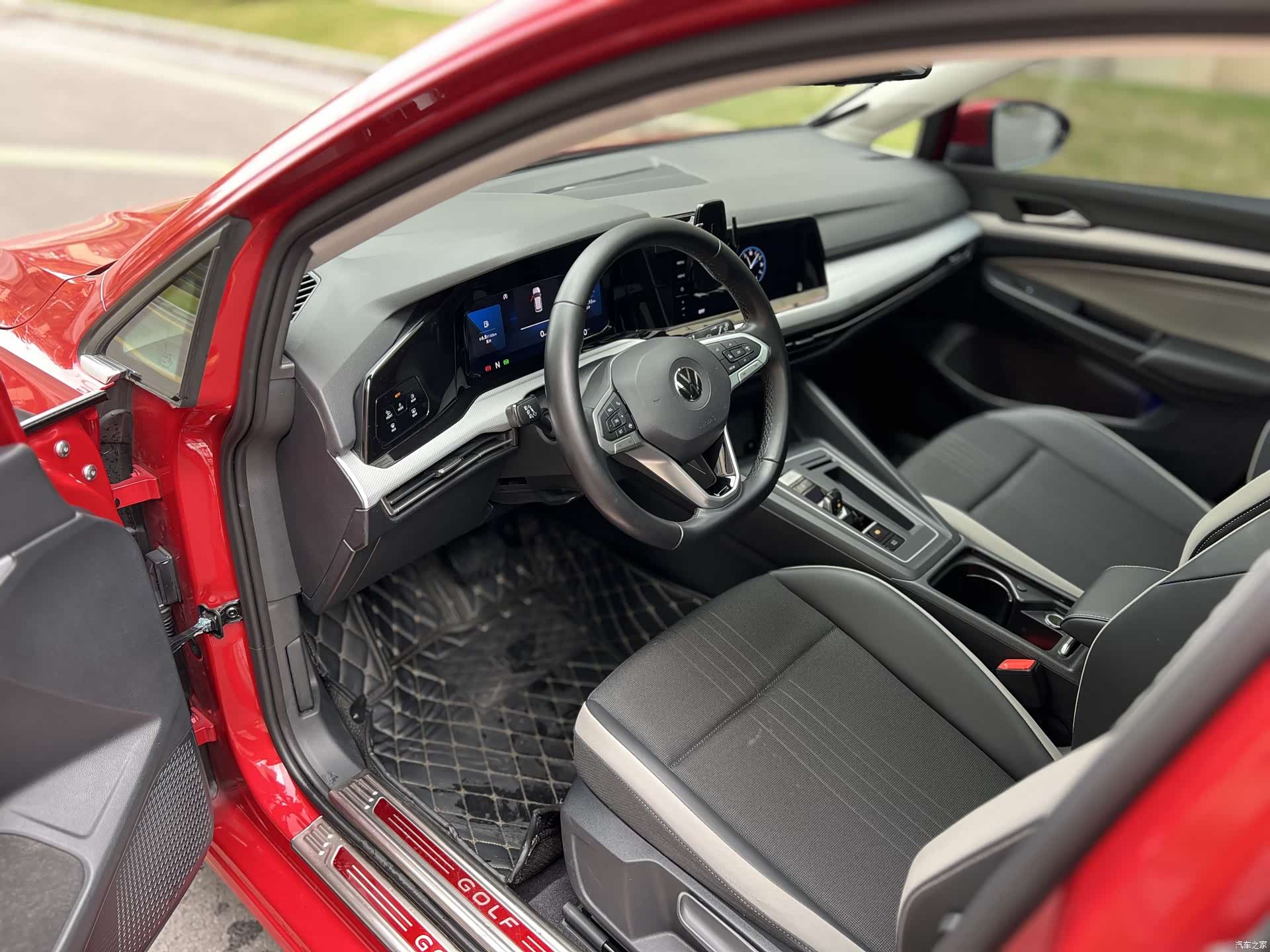 Volkswagen Golf, 2021 все фото