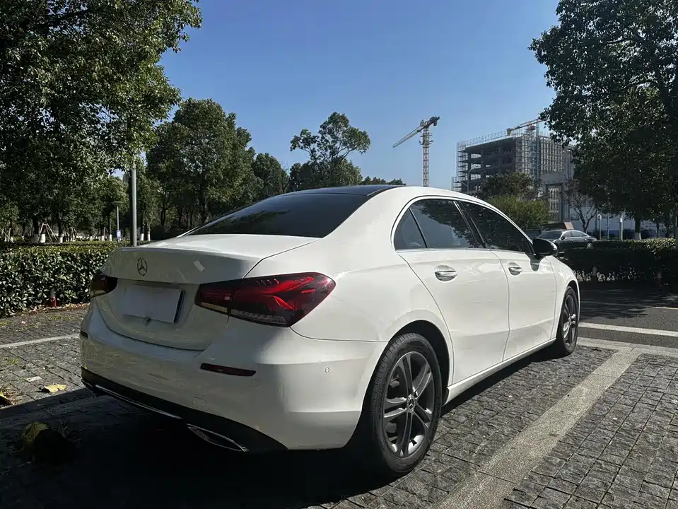 Mercedes-Benz Class A Mercedes-Benz Class A